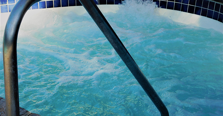 Piscina aquecida deve ser mantida Aquecida